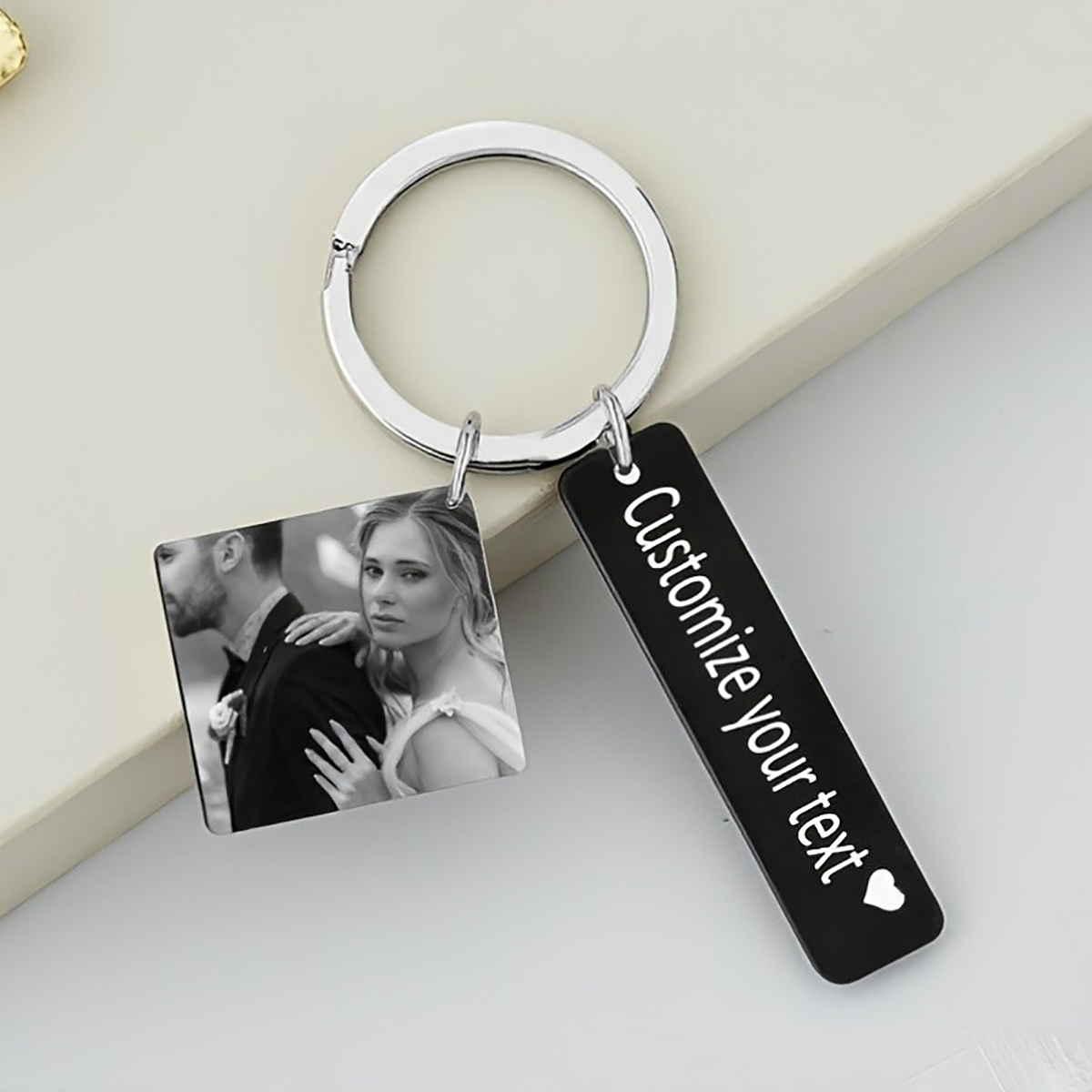 Gepersonaliseerde sleutelhange - Initial Ring Custom recensie en prijs