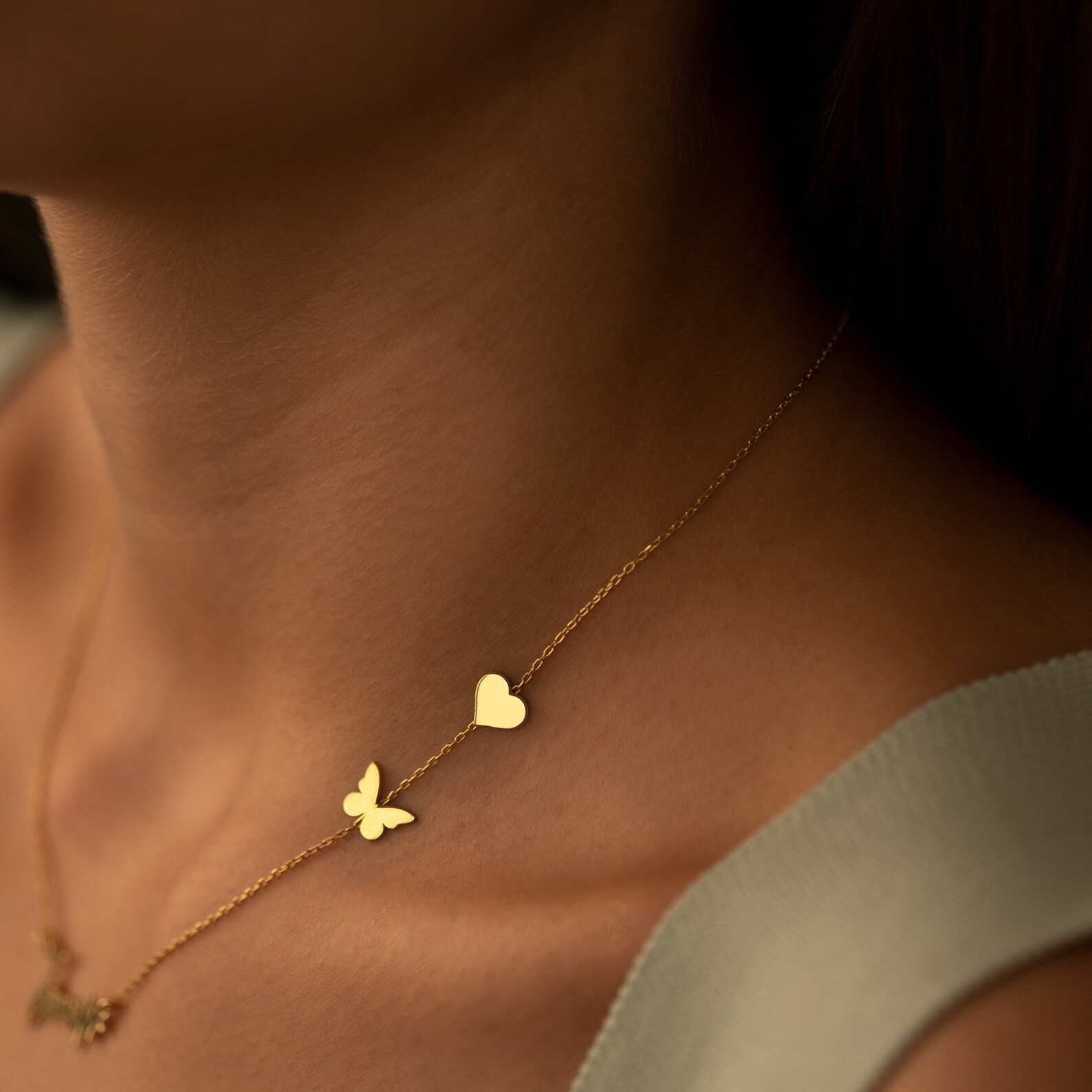 Gepersonaliseerde Aangepaste V - Birth Flower Necklace recensie en prijs